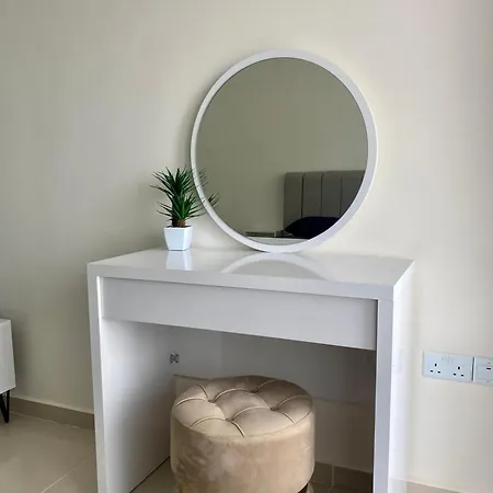 Studio - Caesar Apartment Trikomo